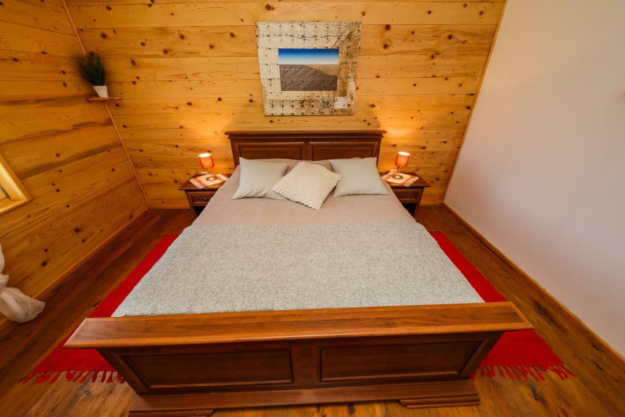 Beautiful Cottage With Heated Pool For 22 Ppl Plaski Exterior photo
