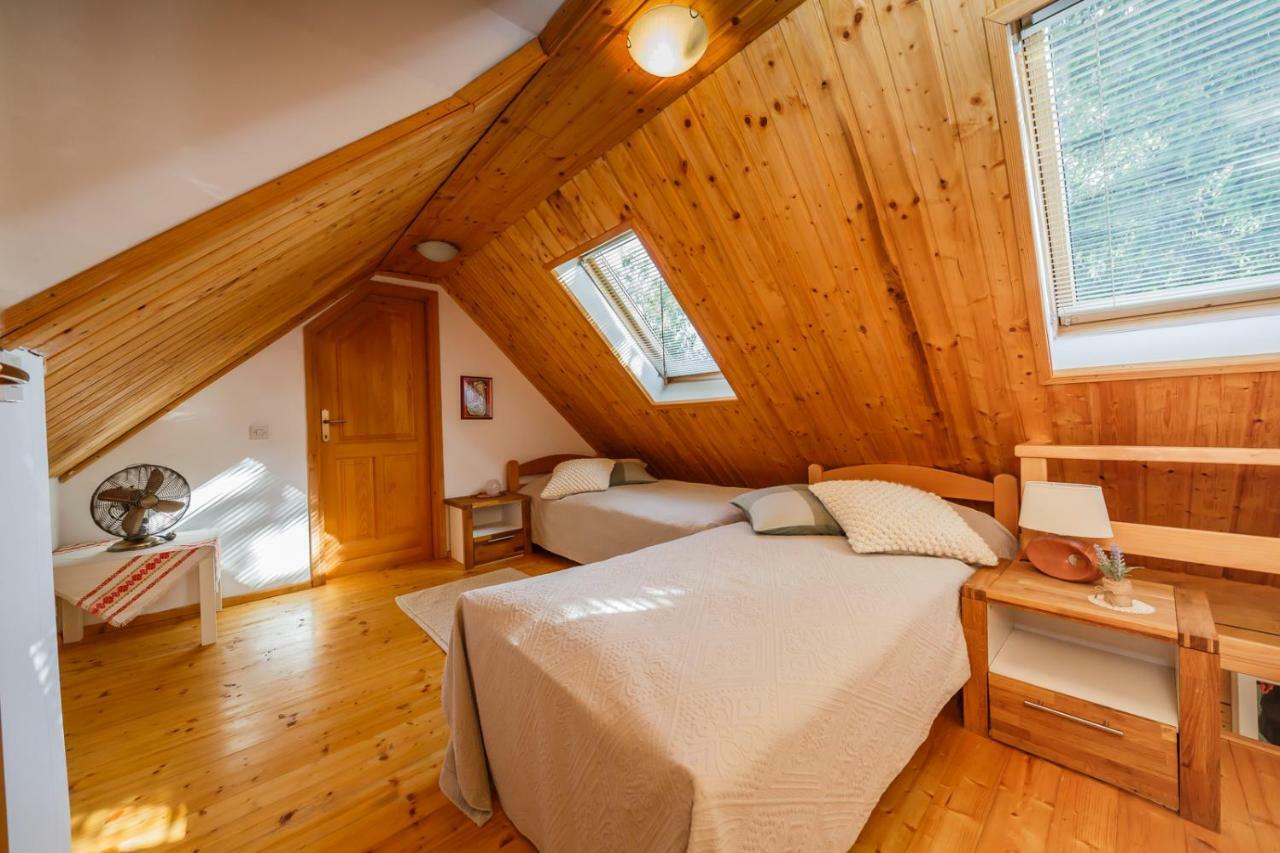 Beautiful Cottage With Heated Pool For 22 Ppl Plaski Exterior photo