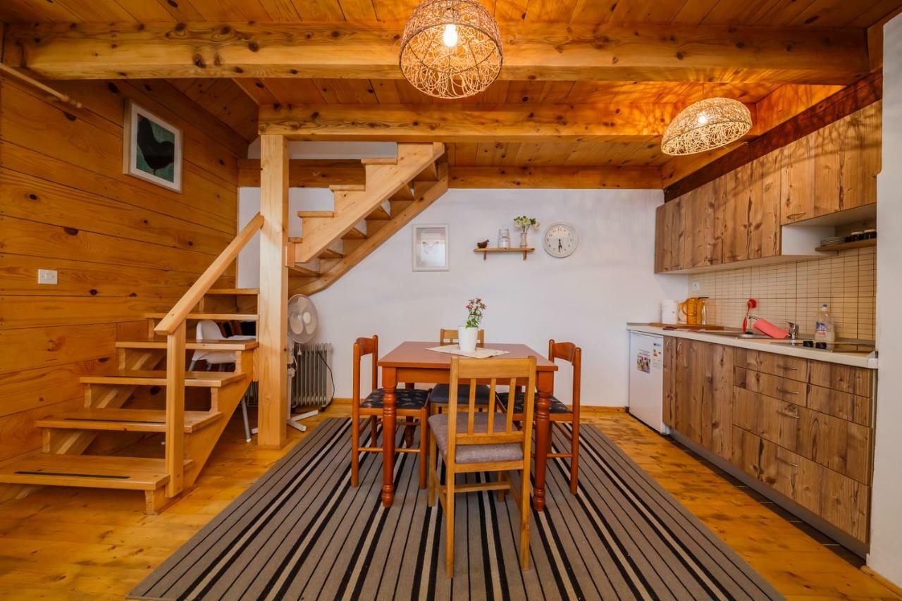 Beautiful Cottage With Heated Pool For 22 Ppl Plaski Exterior photo